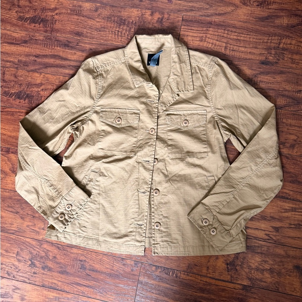 Vuori Women's Ripstop Utility Jacket Tan Athletic Workout Athleisure | Medium - Picture 2 of 5